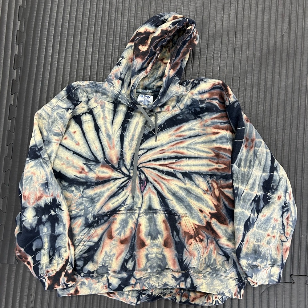Tie-dye sweatshirt